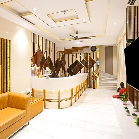 Hotel Worth Newly Bulit - Yeni Delhi Dış mekan fotoğraf