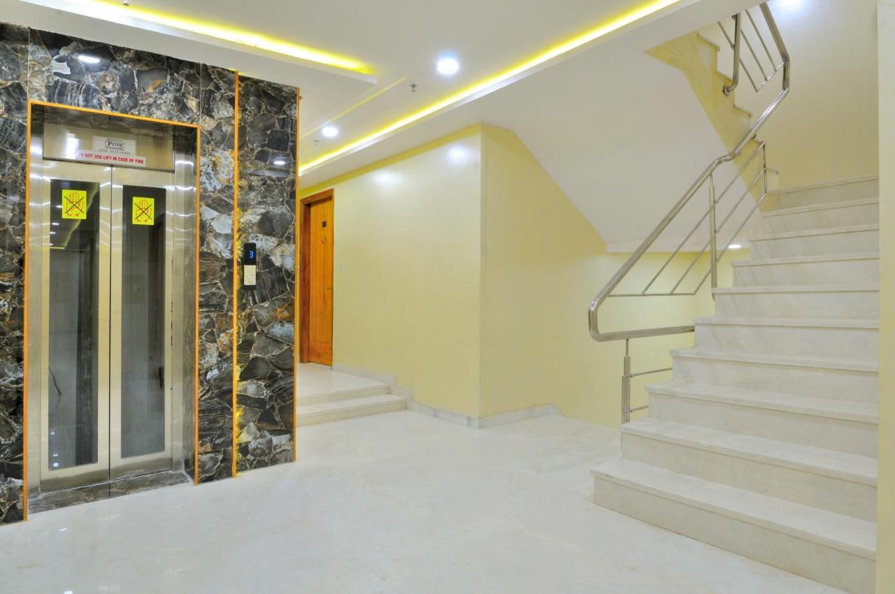 Hotel Worth Newly Bulit - Yeni Delhi Dış mekan fotoğraf