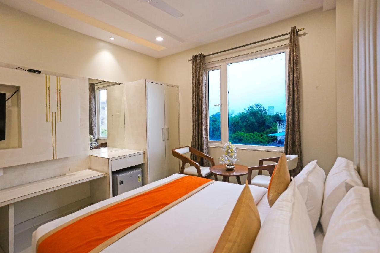 Hotel Worth Newly Bulit - Yeni Delhi Dış mekan fotoğraf