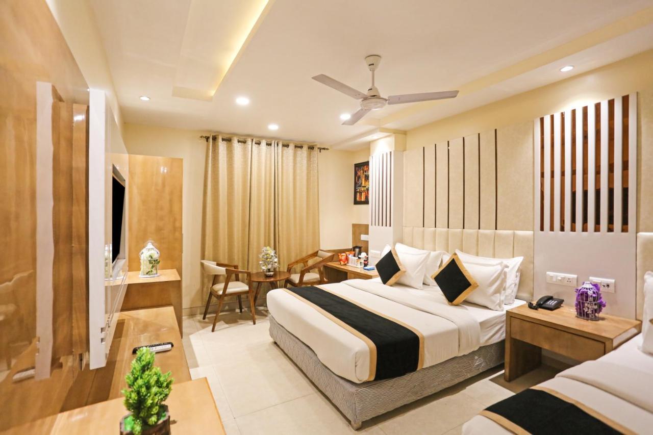 Hotel Worth Newly Bulit - Yeni Delhi Dış mekan fotoğraf