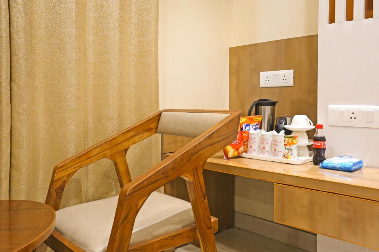 Hotel Worth Newly Bulit - Yeni Delhi Dış mekan fotoğraf