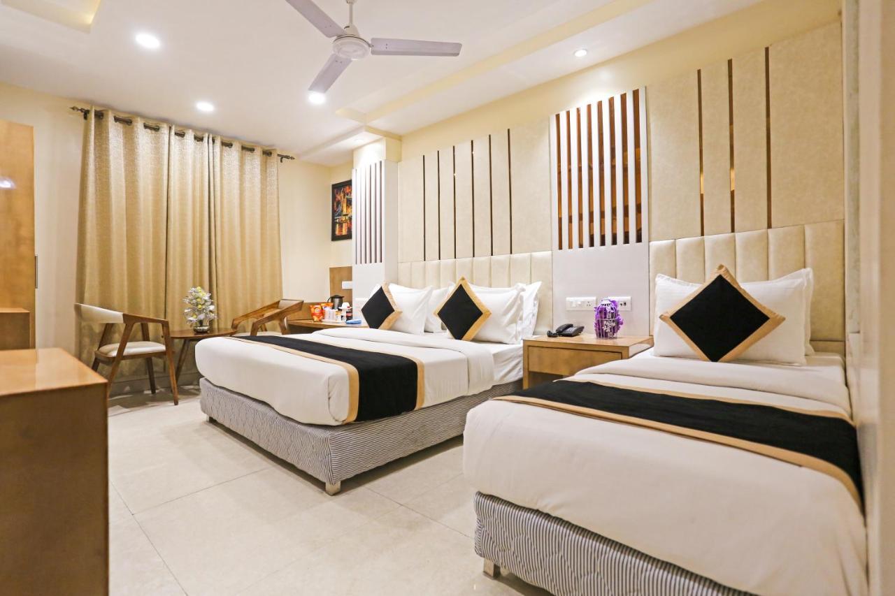 Hotel Worth Newly Bulit - Yeni Delhi Dış mekan fotoğraf