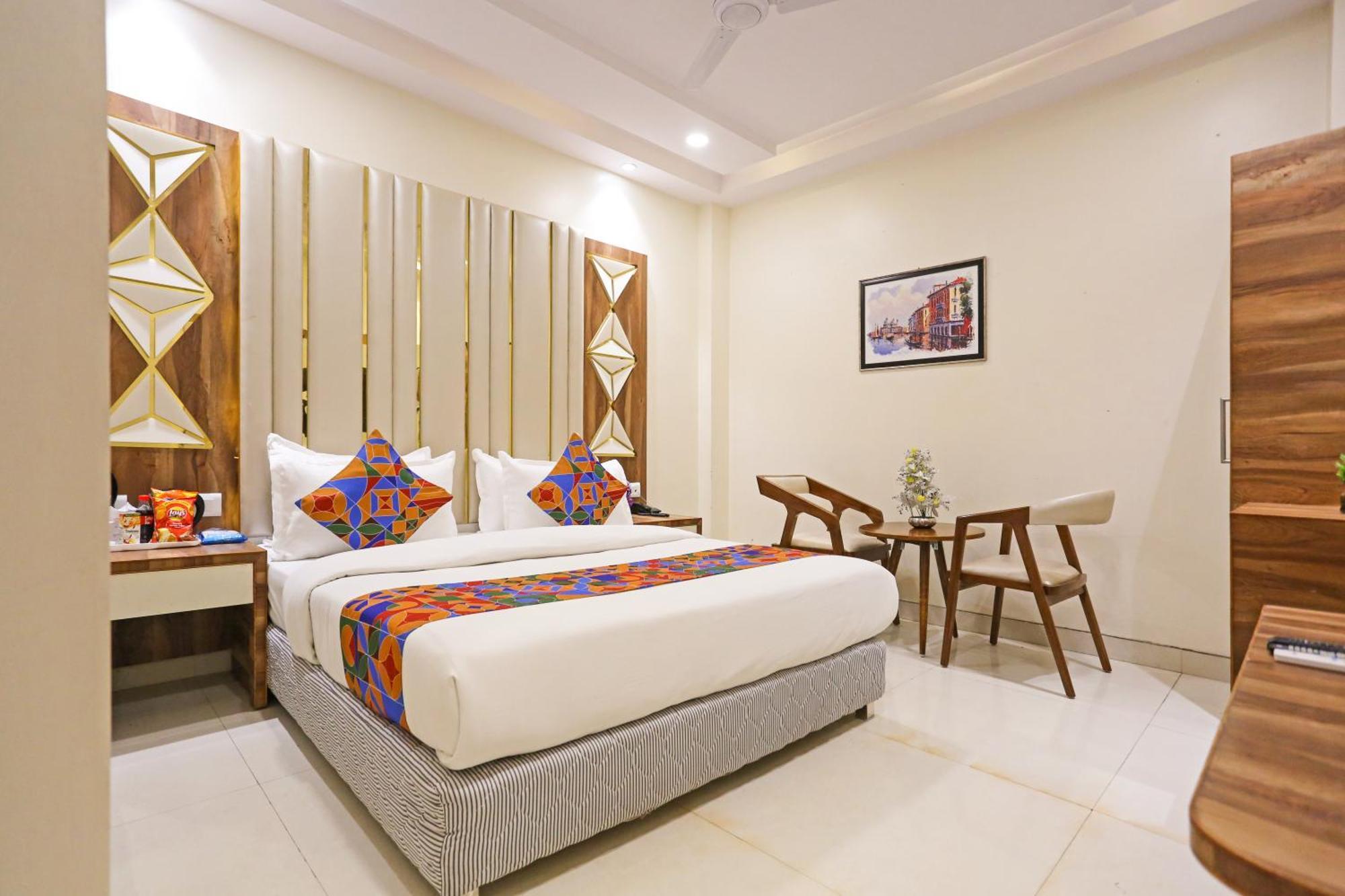 Hotel Worth Newly Bulit - Yeni Delhi Dış mekan fotoğraf