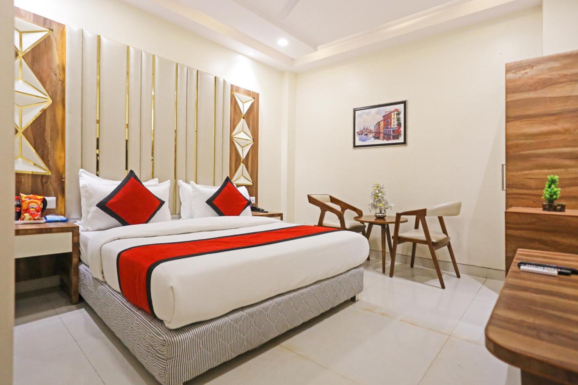 Hotel Worth Newly Bulit - Yeni Delhi Dış mekan fotoğraf